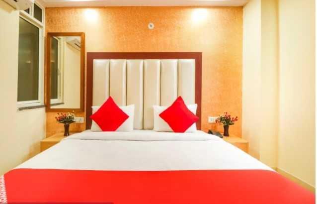 Hotel O Discovery Inn New Delhi Exterior photo